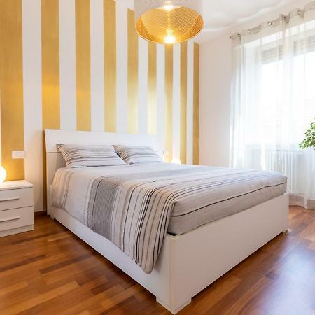 Golden House Milano Apartment Exterior photo