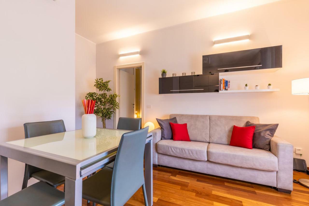 Golden House Milano Apartment Exterior photo