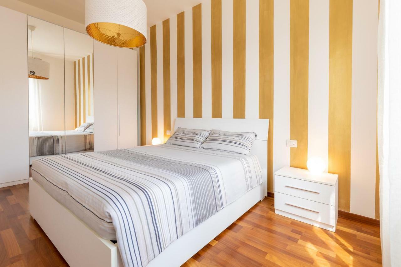 Golden House Milano Apartment Exterior photo
