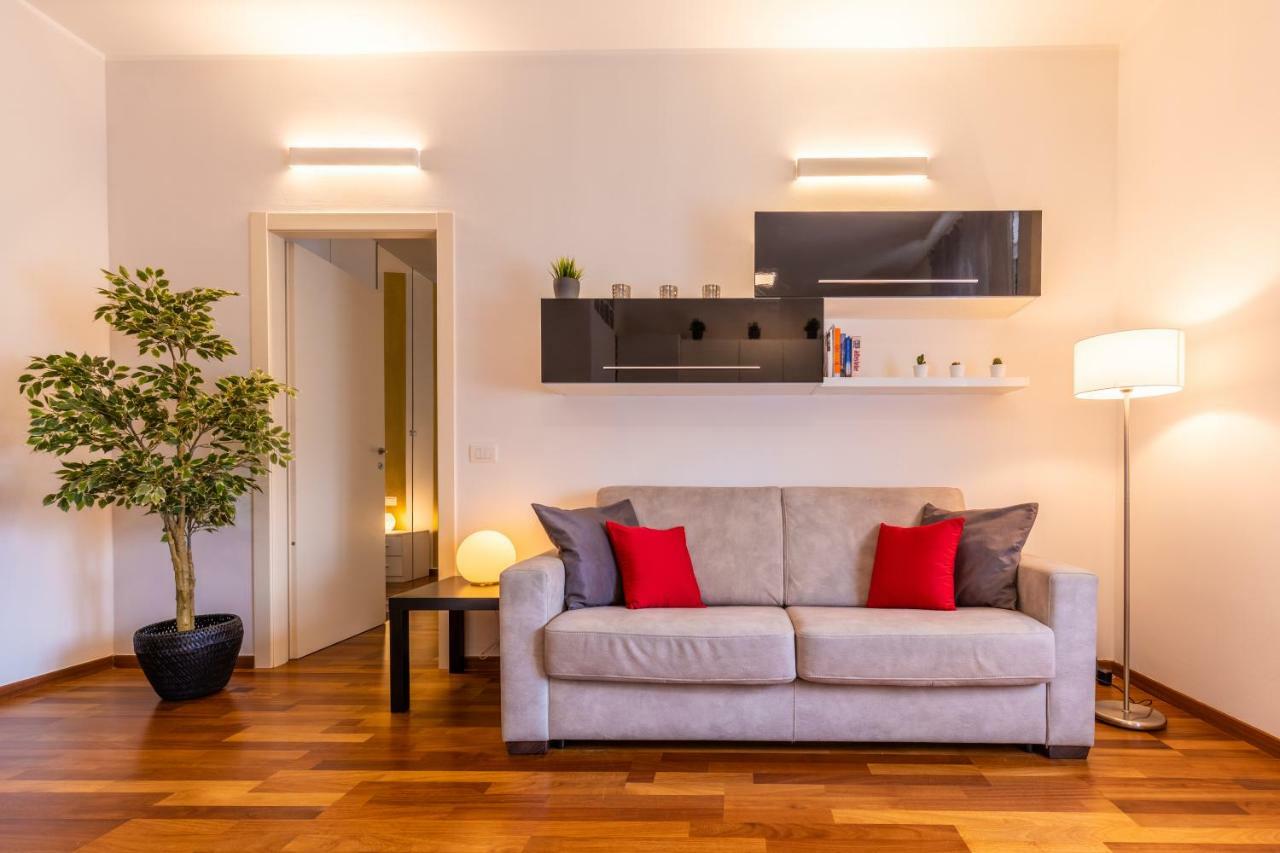 Golden House Milano Apartment Exterior photo